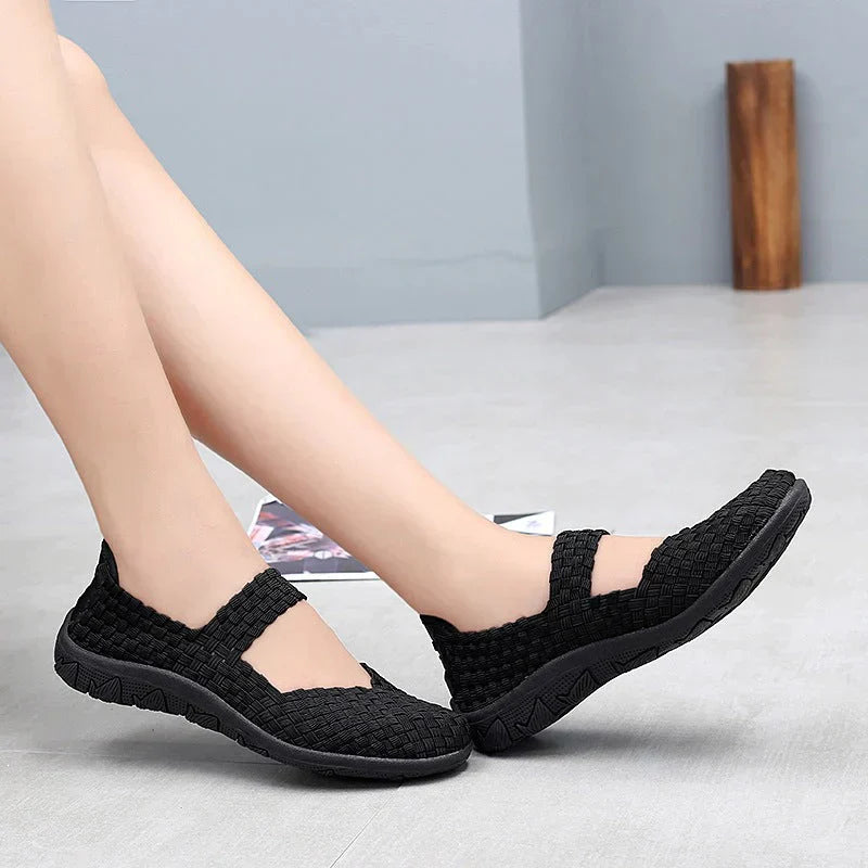 LIO - Breathable and comfortable fashion shoes