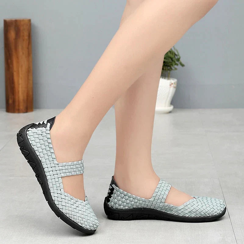 LIO - Breathable and comfortable fashion shoes