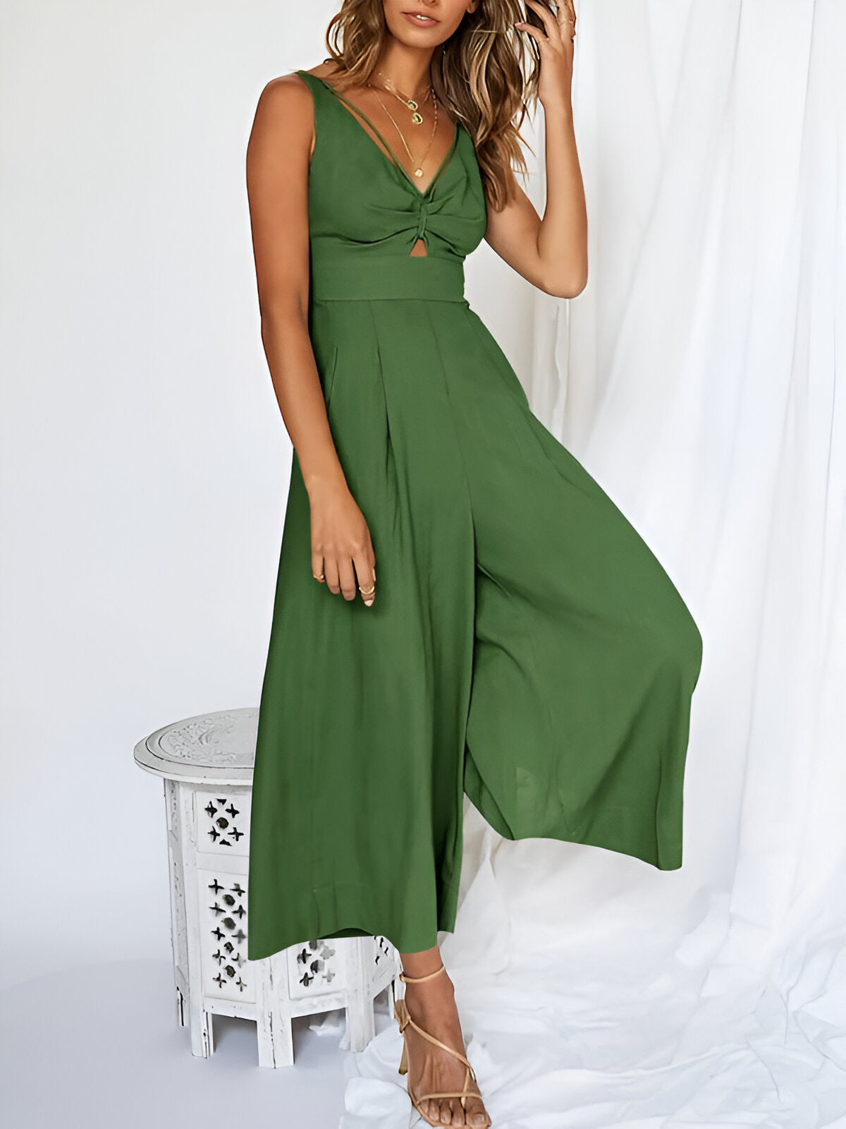 Chicify™ - High Waisted Jumpsuits