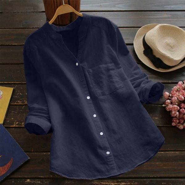 Casual, loose shirt made from linen-cotton