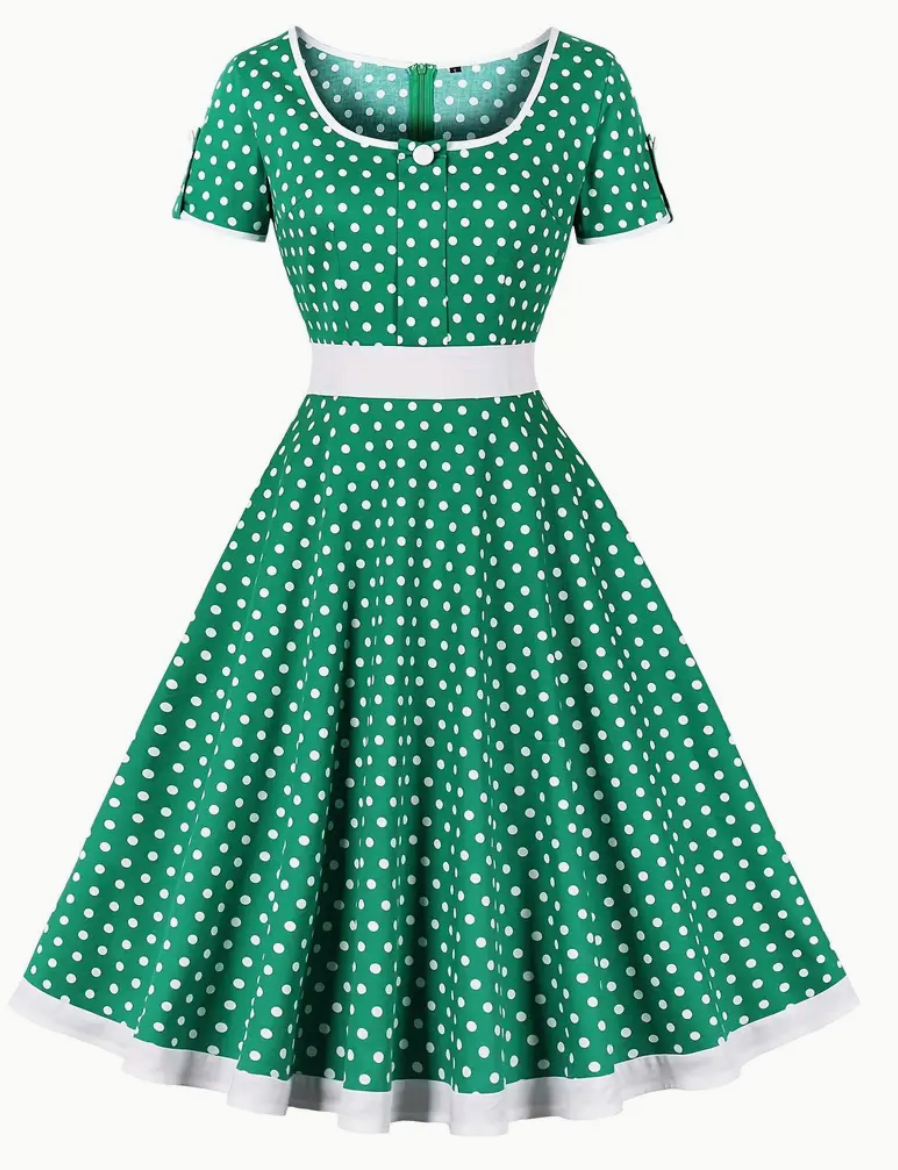 Retro chic - beautiful vintage polka dress for spring/summer