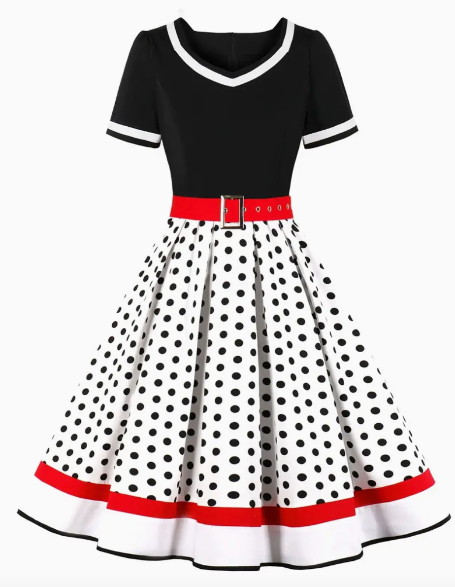 Retro chic - beautiful vintage polka dress for spring/summer