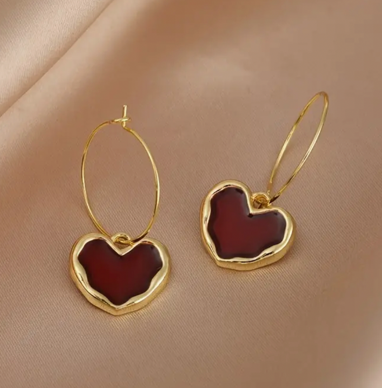 HERZL II - Beautiful earrings in the shape of a heart designed in Munich