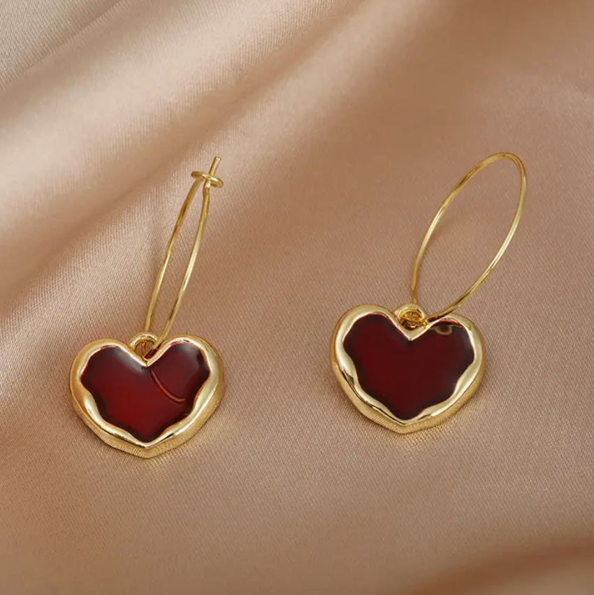 HERZL II - Beautiful earrings in the shape of a heart designed in Munich