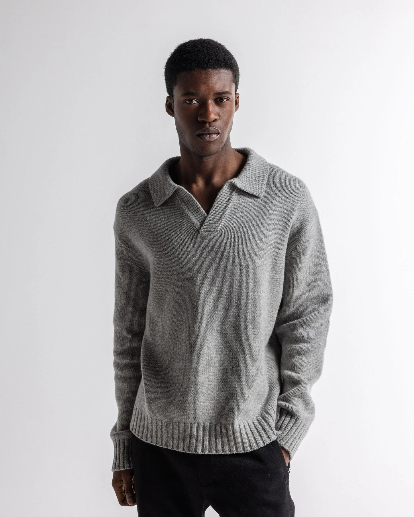 Loris - knitted sweater for men