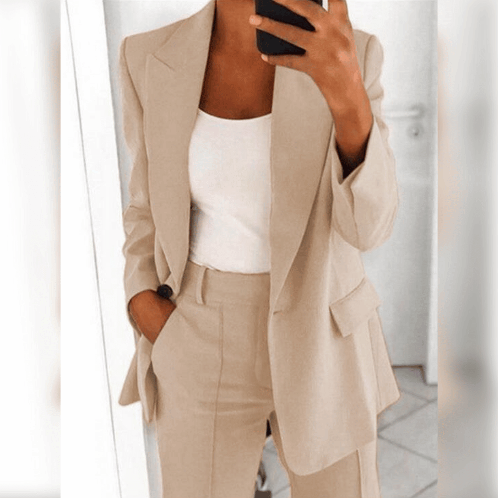 Ella - The elegant and comfortable suit