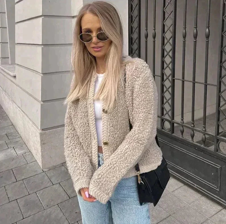 Amra - teddy cardigan