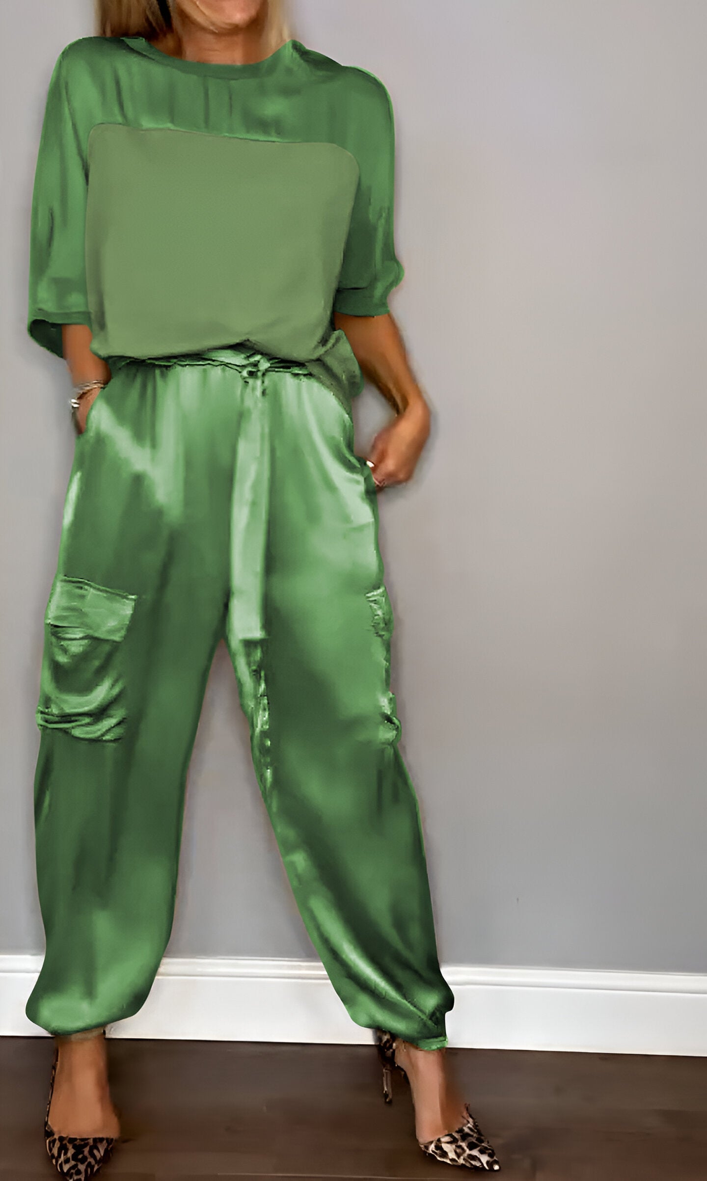 Silkease™ - two-piece half sleeve top and pants suit