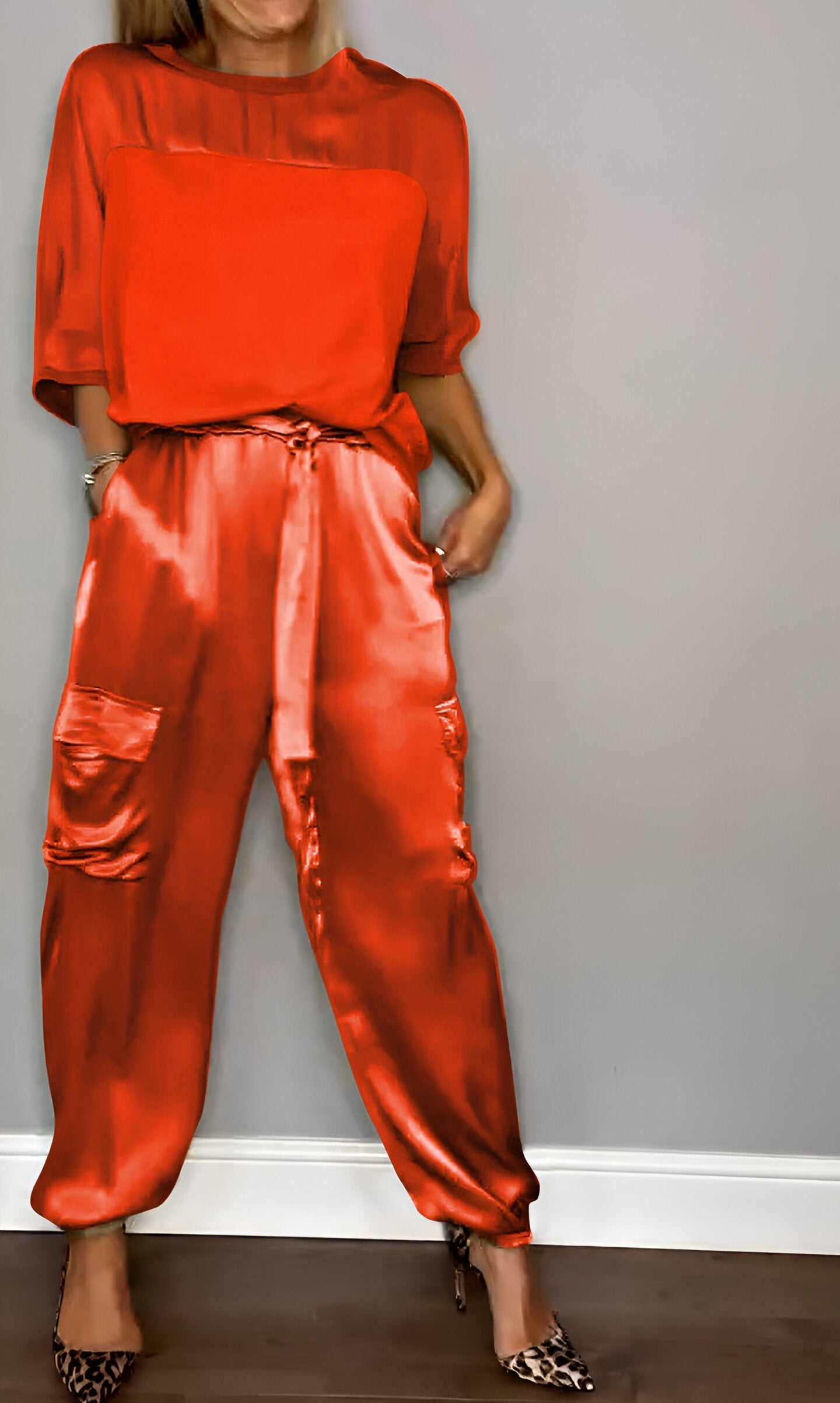 Silkease™ - two-piece half sleeve top and pants suit