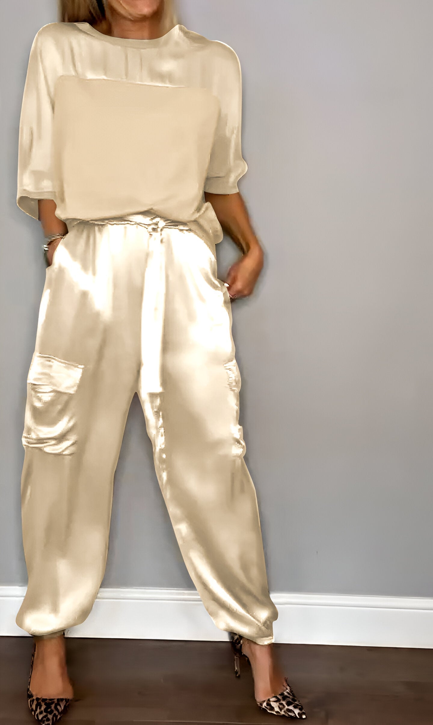 Silkease™ - two-piece half sleeve top and pants suit