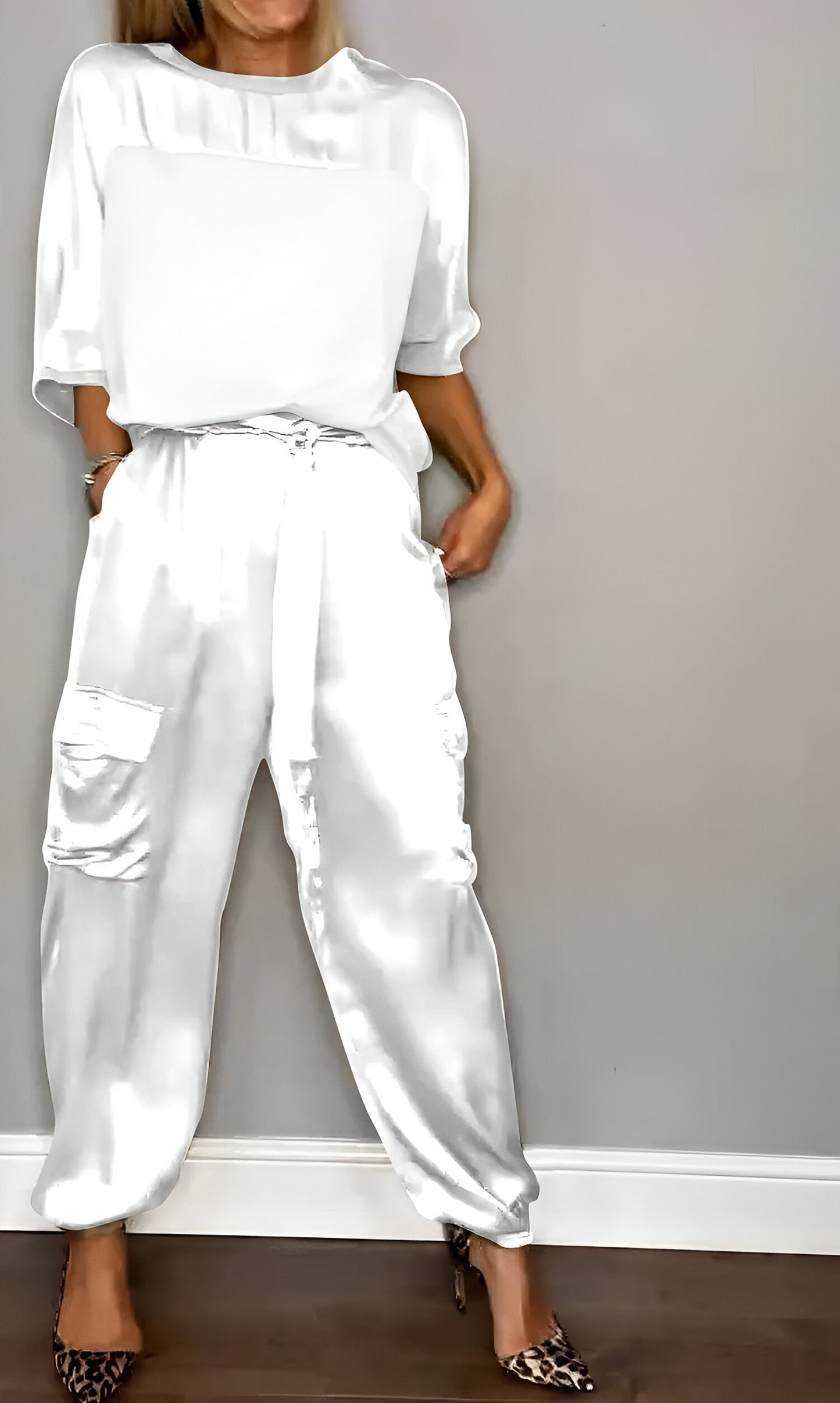 Silkease™ - two-piece half sleeve top and pants suit